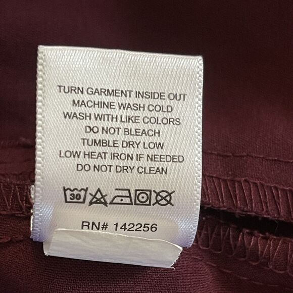 Figs Casma 3 Pocket Scrub Top Women XXS Burgundy Tech Collection Medical Nursing - Picture 6 of 9